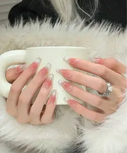 ⋆˙♡✨ワンホンチ－クマグネットフレンチネイル