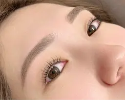 4月1日限定クーポン！デザインまつ毛パーマ《⚠️研修中スタッフが施術いたします》