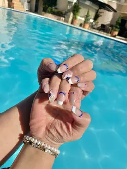 （オフなし）ウォーターケア付フレンチネイル💞ベースカラー別途＋10本1000円