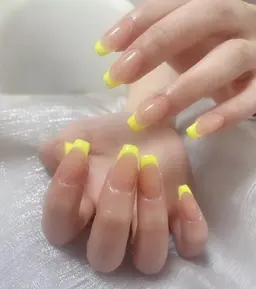 【ストーン2粒付★】フレンチネイル　¥5980