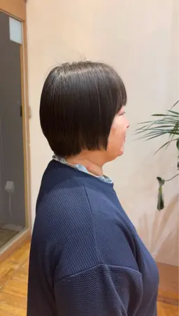 スタイリストデビューに向けてスタイルチェンジ…スタイル→ロング​〜​ボブから肩上ショート（女性のみご案内）🚨ショートのみ