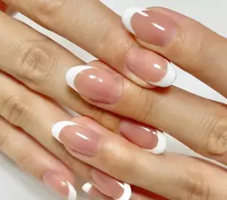 フレンチネイル