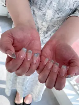 ラメグラデーション、マグネット、マグネットフレンチ、変形フレンチ、ニュアンスネイル、チークネイル（オフなし）