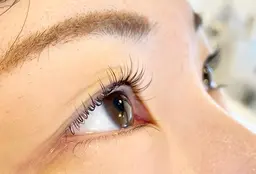 🛎️韓国風まつ毛パーマ（アイシャンプー＋ブラックティント仕上げ）