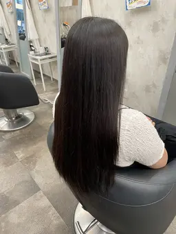 🌹ツヤツヤ縮毛矯正+シャンプーブロー🫧(プラス料金でトリートメントもご利用いただけます🌈)