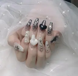 🎀ジェルネイル150分持ち込みやり放題