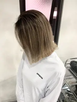 ✨午前限定ハイライトカラー🌟ベースカラー込み🌟＋後処理1stコーティングtr