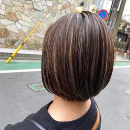 ✨スペシャルコントラストハイライトカラー + ニュアンスカット + 髪質改善Aujuaプチトリートメント☀️