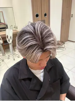 【外国人風】筋感×立体感バレイヤージュカラー➕カット