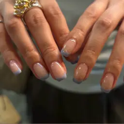 フレンチネイル(ベースクリア)