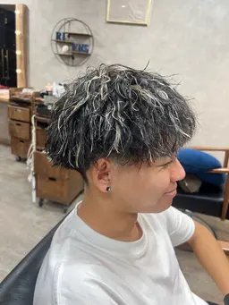 カットハイライトパーマ