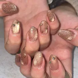 《2月🐻‍❄️限定価格》季節のLUNIデザイン💗オフ込み/カラー/パーツ変更できます【写真上段menu】