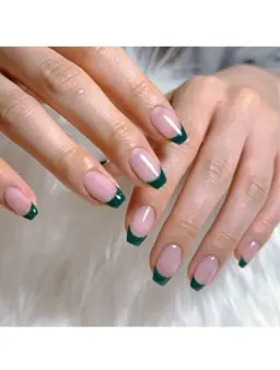 フレンチネイル💅🏻