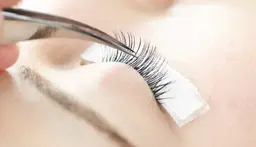 フラットラッシュ2時間つけ放題☆（オフ＋コーティング付）