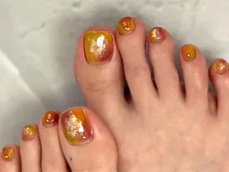 ［定額フットネイル］120分、オフあり。フットバス、スクラブマッサージ付き！