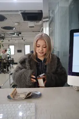 ケアブリーチ+オンカラー+トリートメント🔥🔥