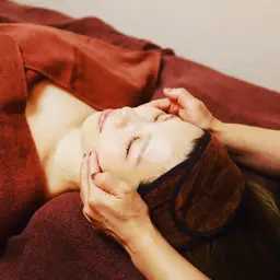 【癒しのフェイシャル★彡】アロマフェイシャル〈40〉首頭腕込み)6,500円〈とにかく癒されたい方〉