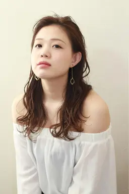 初回限定【お手入れ楽チン】カット＋潤いパーマ＋和漢カラー　￥17160