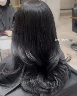 グレイカラー➕5センチ以上カット➕ケアトリートメント➕marbb🫧