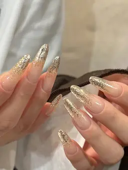 ラメグラデーション＋チップ長さ出し