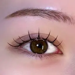 パリジェンヌラッシュリフトorラッシュリフト（まつ毛パーマ）￥1000