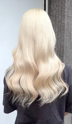 【痛ませたくない方にオススメ✨️】ハイケアブリーチカラー＋クイックトリートメント🎀