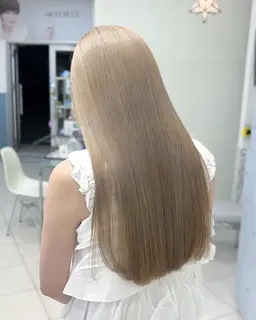 【冬もハイトーン❄️】ブリーチ+カラー＋髪質改善プラチナトリートメント