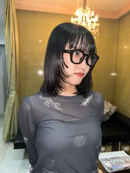 【艶髪👩‍🦰】カット＋縮毛矯正