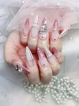 業界最安値、40%📴人気NO 1 🍓🍓チップスカルプ長さだし🍓🍓10本パーツつけ放題(手書きなし)