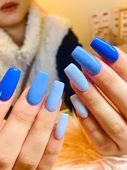 長さ出し0,6mmから1センチまで、ワンカラーグラデーション