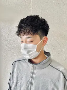 ▪️メンズのお客様限定❕13％OFF▪️メンズカット＋パーマ（スパイラル/ツイストなど）＋眉カット付き