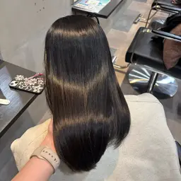 【✨ツヤ髪持続✨】髪質改善カラー+極上トリートメント付き🫧¥16,000→¥8,000