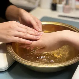 秋冬必備✨[チップ&スカルプ]長さだしオフ*美爪ケア7180円