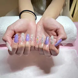 💅 （ミニモ限定割引）長さ出し10本＋持込みデザイン(両手6本)パーツつけ放題