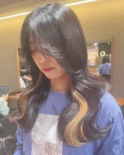 《✨1日1名限定クーポン✨》💝【インナーカラーorイヤリングカラー＋1stepスチームTR付き】💝（イルミナ変更可）