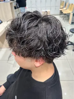 《新規》men'sカット＋パーマ＋ケアトリートメント付き（9:30​〜​17:00）