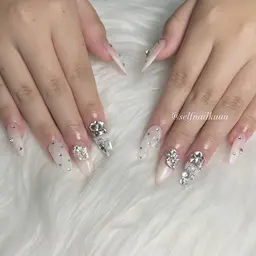 チップ長さだし10本＋やり放題コース持ち込み🉑