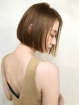 🟨指名なし🟨ナチュラル縮毛矯正ストレートパーマ＋小顔カット髪質改善韓国ボブ前髪レイヤーミニモ学割表参道原宿明治神宮前