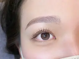 ⭐️【1番人気】美眉スタイリング+大人気まつ毛パーマ（デザイン選べます）→ ¥12,650→¥8,800