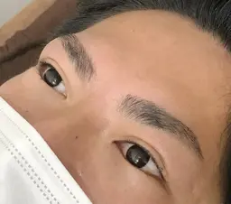 【ご新規様⭐️】眉毛パーマ◆ハリウッドブロウリフトデザイン ✅眉WAX•カット•整え込み‼︎  メンズok👍