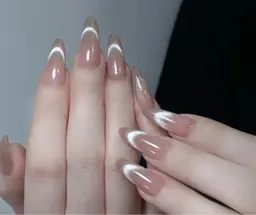 【ジェル】【大人気】 ★マグネットフレンチ<<新規オフ無料>>★¥8480→￥7500