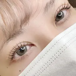 ミニモ学割＜23歳以下限定〉❣️パリジェンヌラッシュリフト/コーティング美容液仕上げ