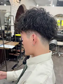 【メンズ限定🥀】メンズカット+シャンプー+眉カット+プチスパ+Refaマイクロバブル泉【¥6100】