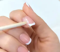 《自分で剥がせるピールオフジェル》定額デザインコース（甘皮ケア•ファイリング込）※オフなしの方限定