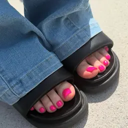 フットネイル トレンドワンカラー