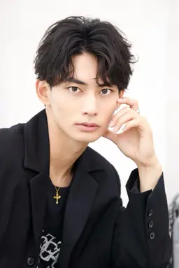 【大人気スタイリスト担当】メンズカット+眉カット+ヘアセット¥6000