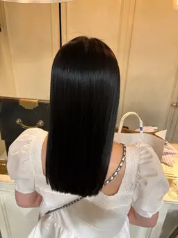 🦢髪質改善トリートメント🦢 (+マッサージ シャンプー付🌙)