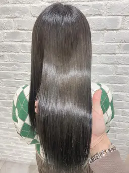 小顔似合わせカット×髪質改善ストレート（ストレートパーマ）