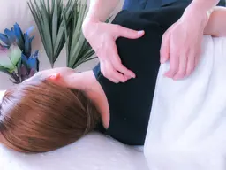 【整体】姿勢矯正▶︎休息90分整体🧚※ご希望で骨盤矯正🦴＋ヘッドマッサージ💆‍♀️も◎