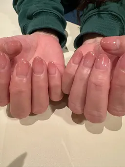 【オフあり】Jr.ネイリスト【カラグラ/フレンチ】*ご新規様オフ無料* ⭐︎最大10色選択可!砂ジェルやラメもOK